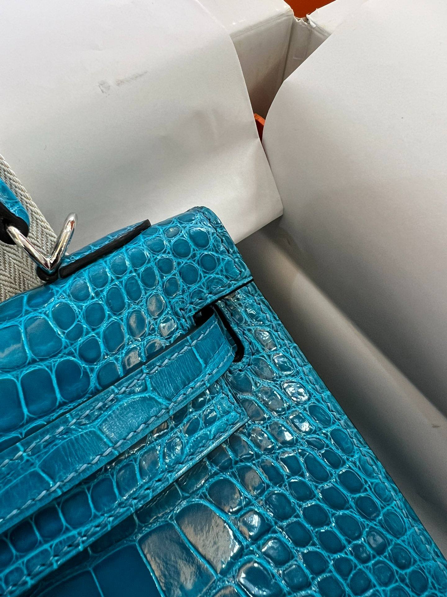 i1704692696_3510_0-1