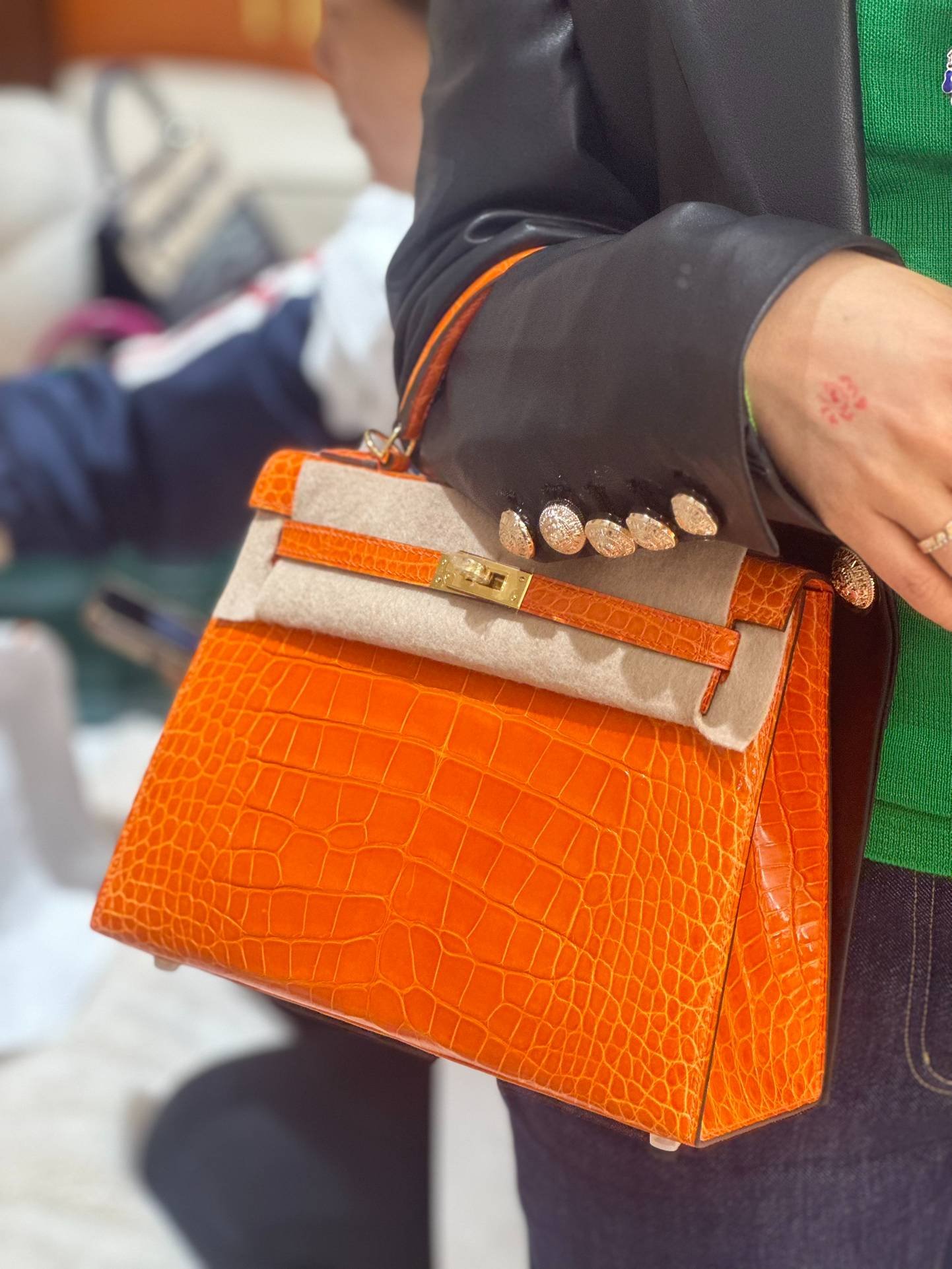 i1705386926_8516_0-1