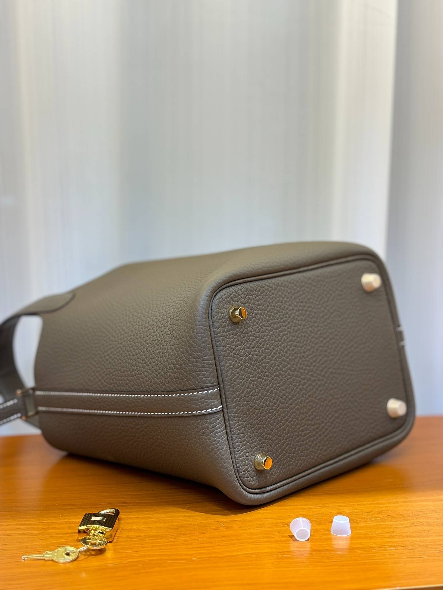 i1706251097_9928_1-1