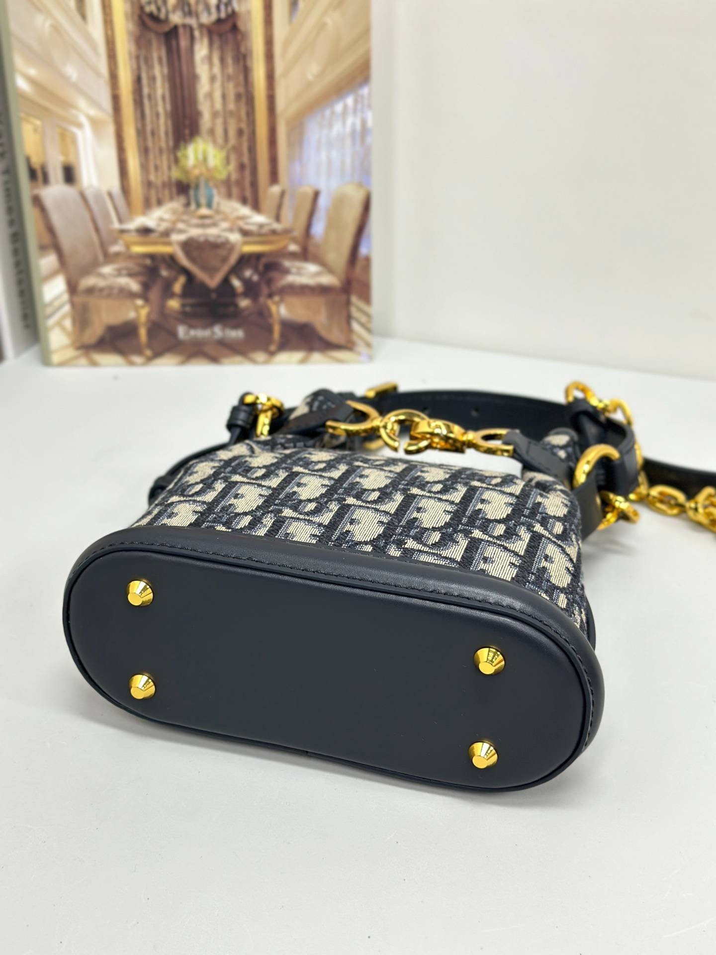 i1711250375_6935_7-1