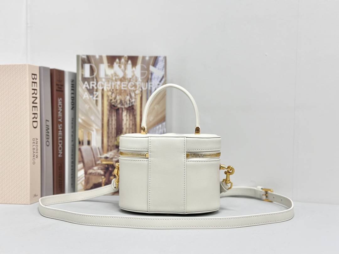 i1711251643_1262_2-1 i1711251643_1262_2-1