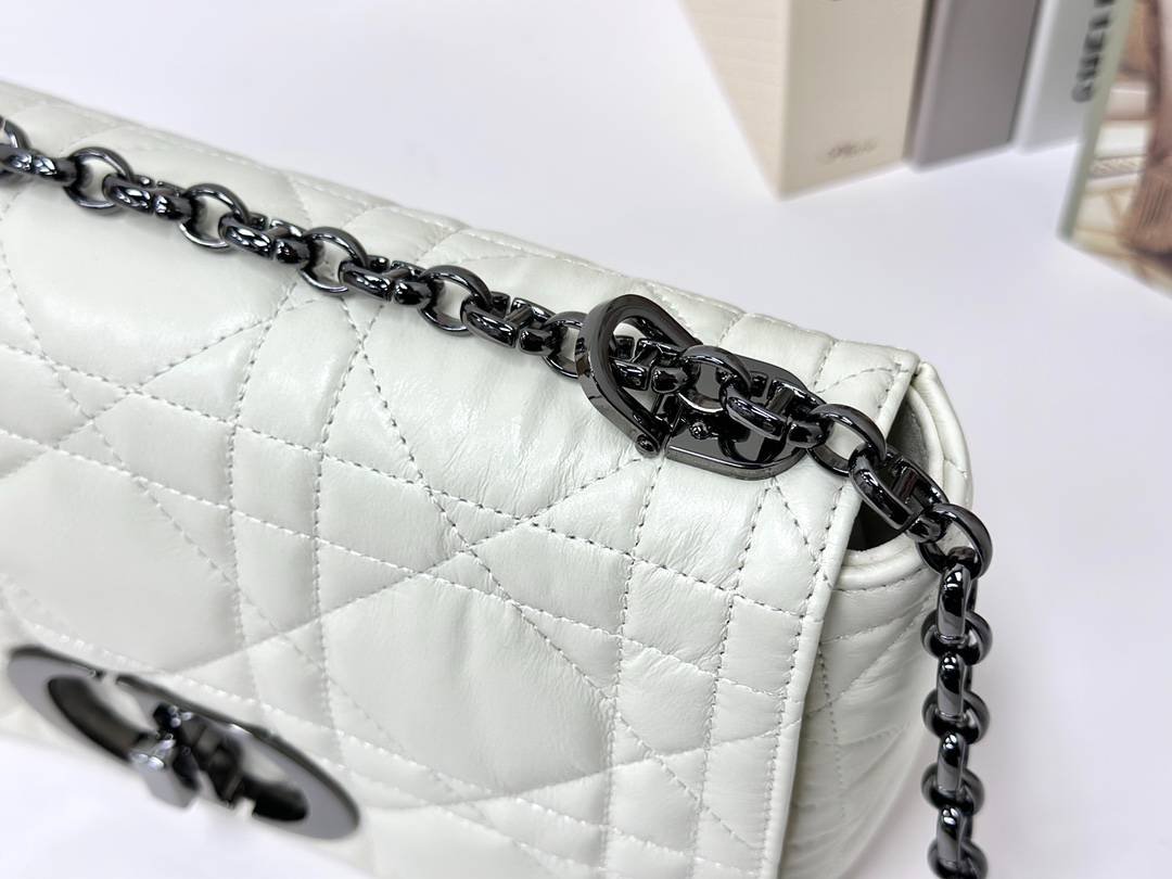 i1711421435_214_6-1 i1711421435_214_6-1