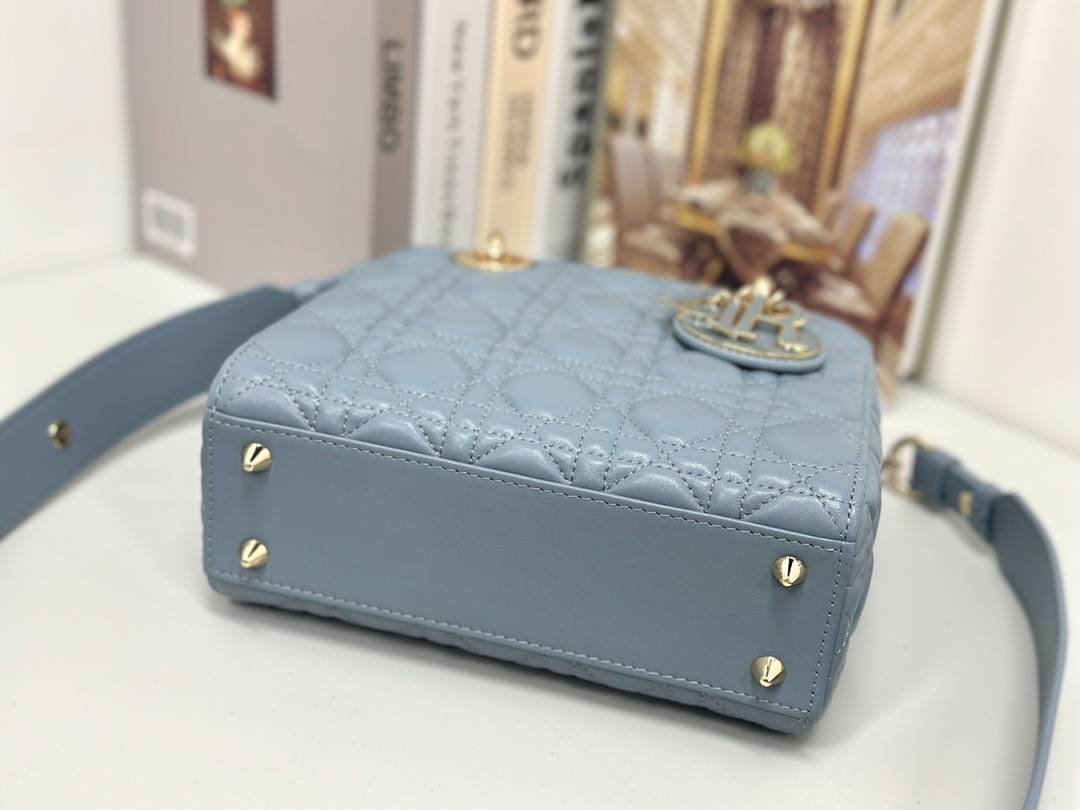 i1711768367_5582_6-1