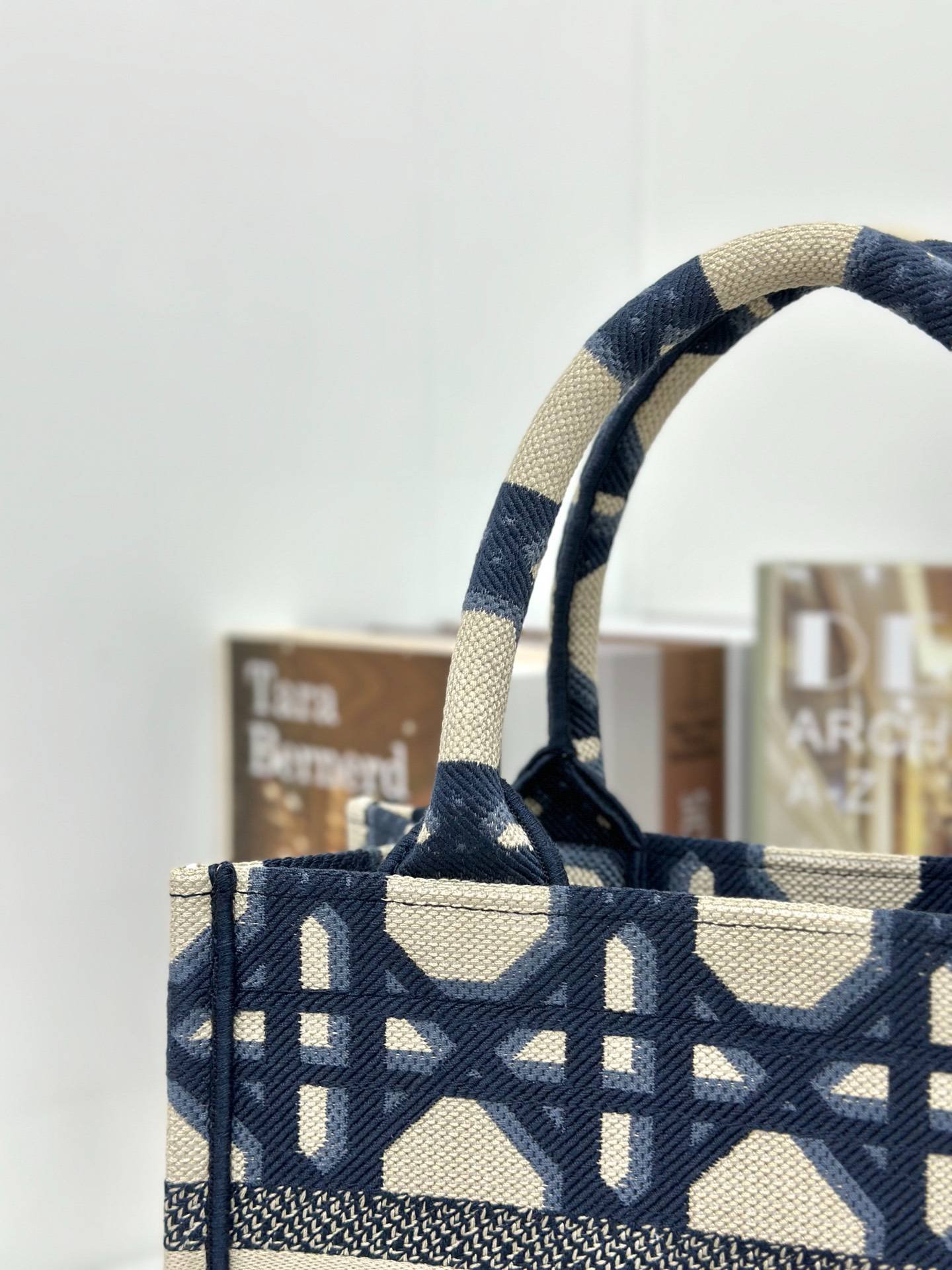 i1712112053_6926_4-1 i1712112053_6926_4-1