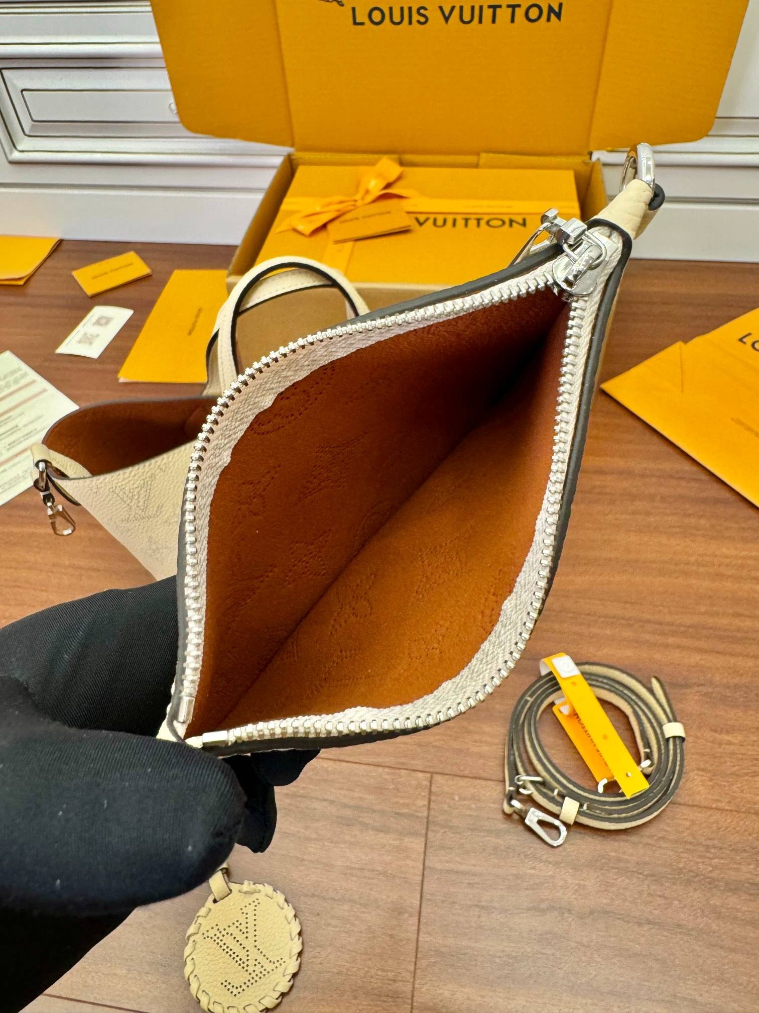 i1712841859_2601_7-1