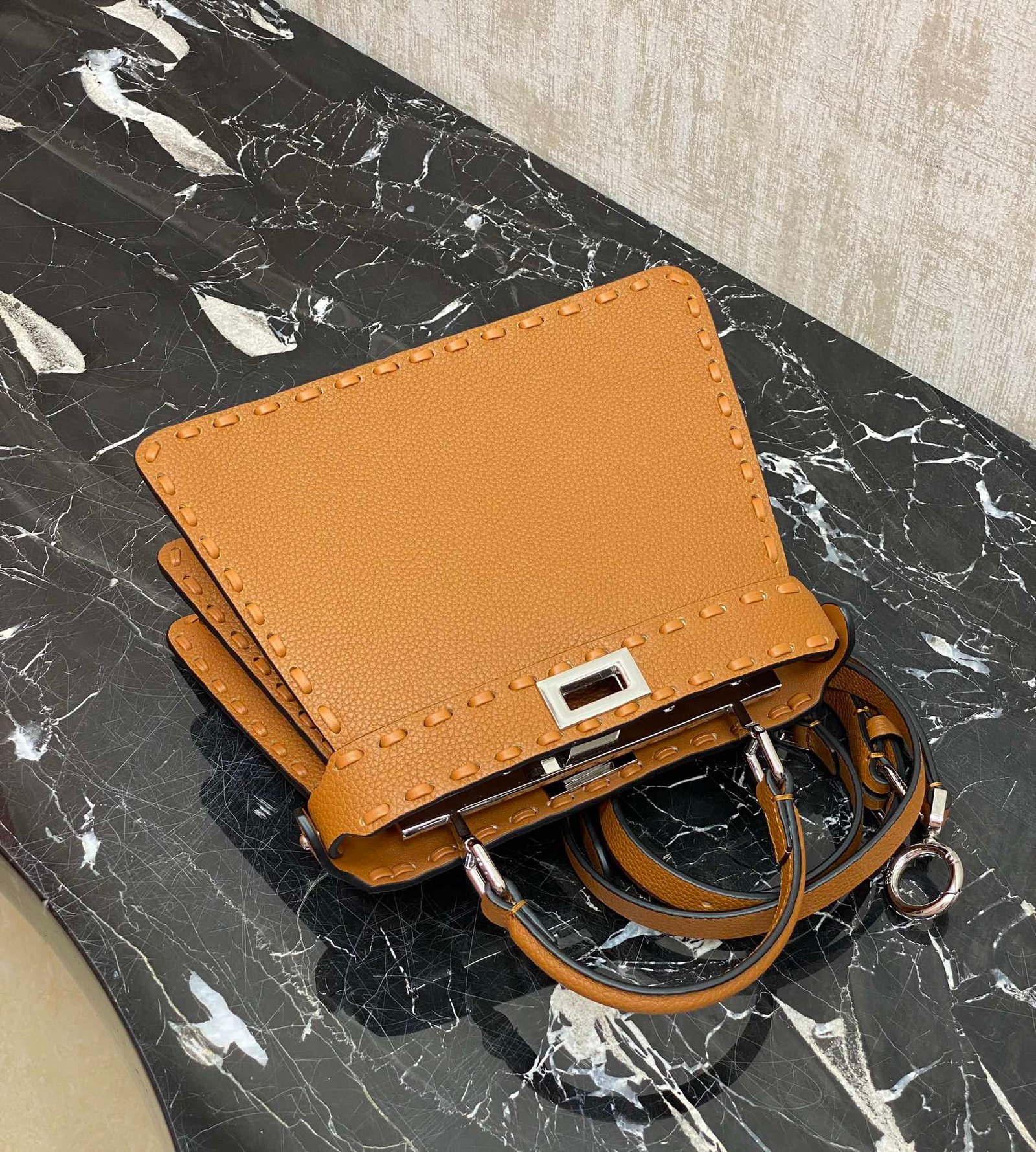 i1713862869_1984_5-1