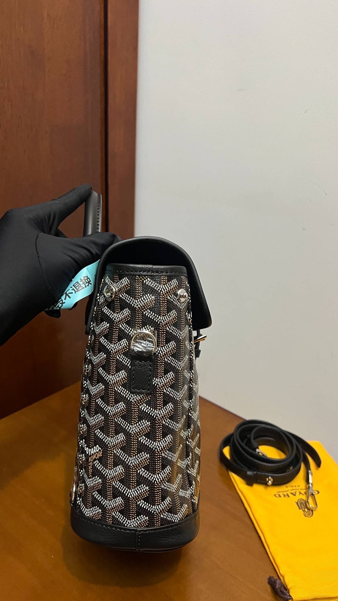 i1714289811_1224_0-1