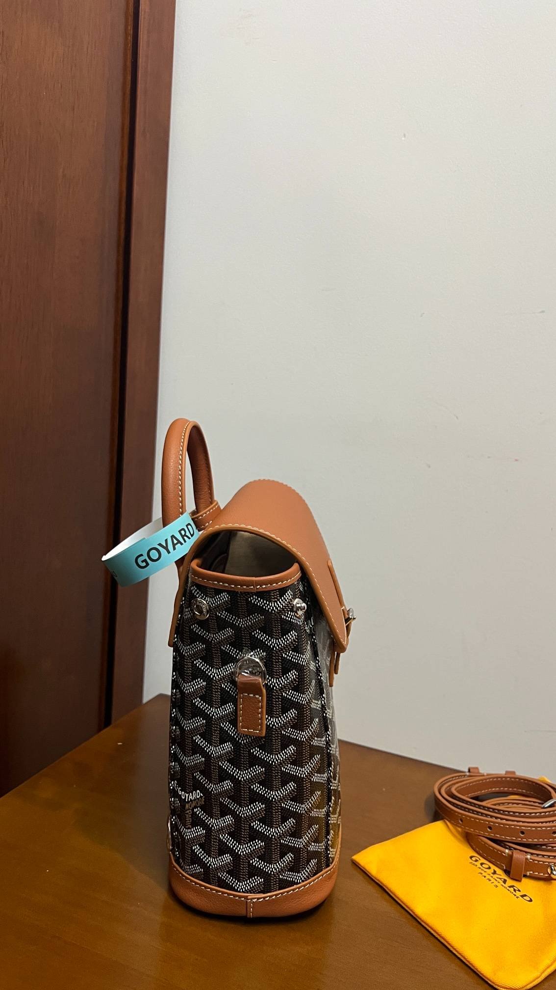 i1714296239_5675_0-1