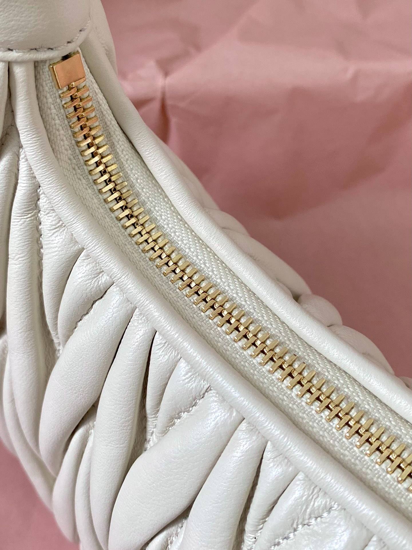 i1714754522_9797_3-1