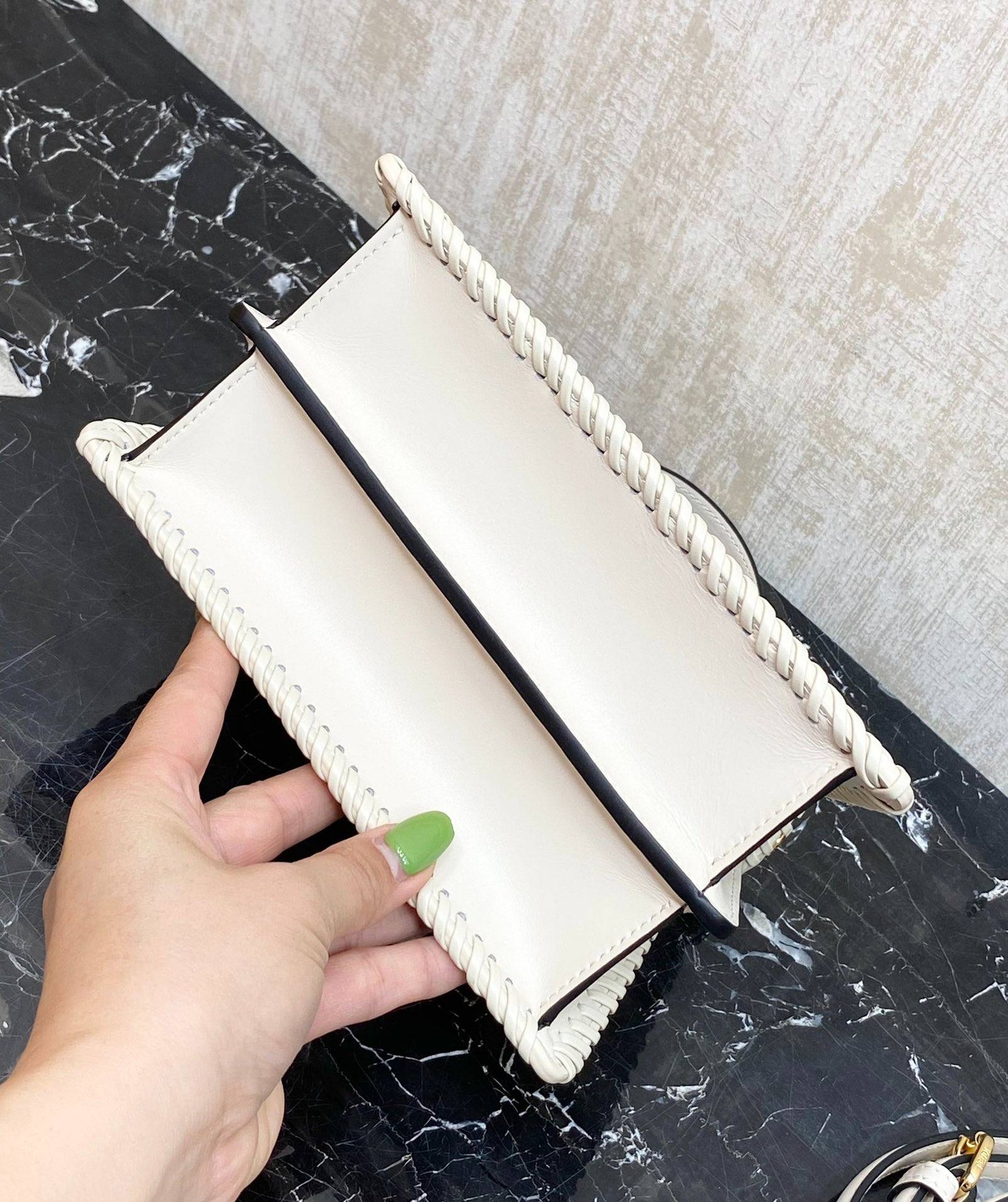 i1714816061_2687_8-1