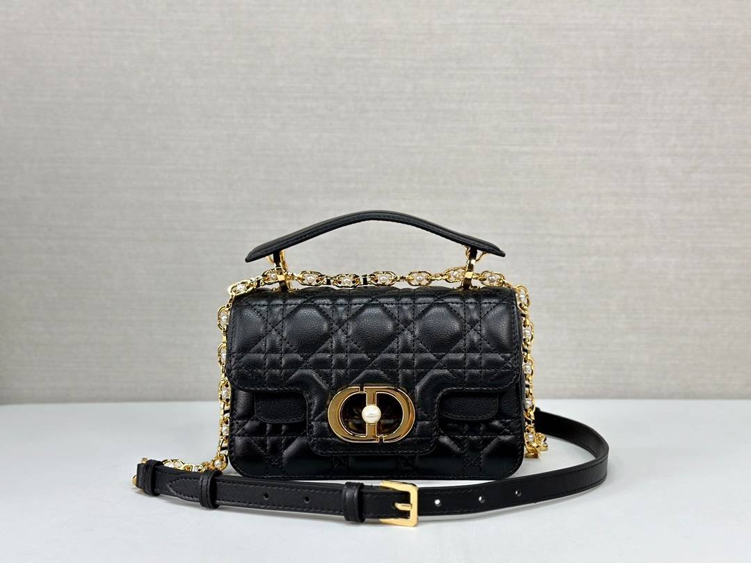 i1715061413_5872_0-1 i1715061413_5872_0-1