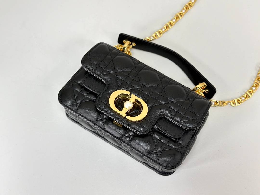 i1715061413_7117_3-1 i1715061413_7117_3-1