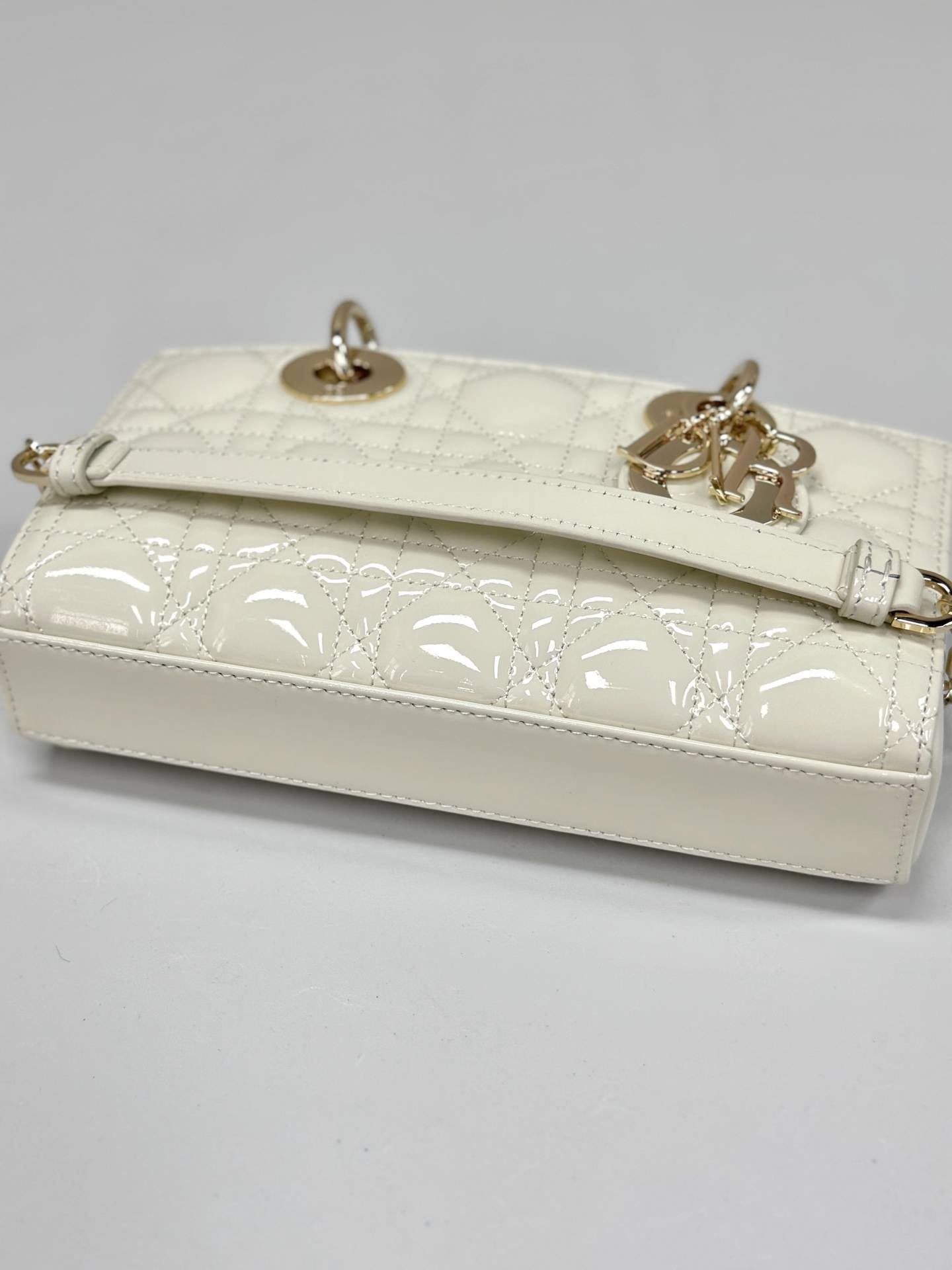 i1715397460_2101_7-1