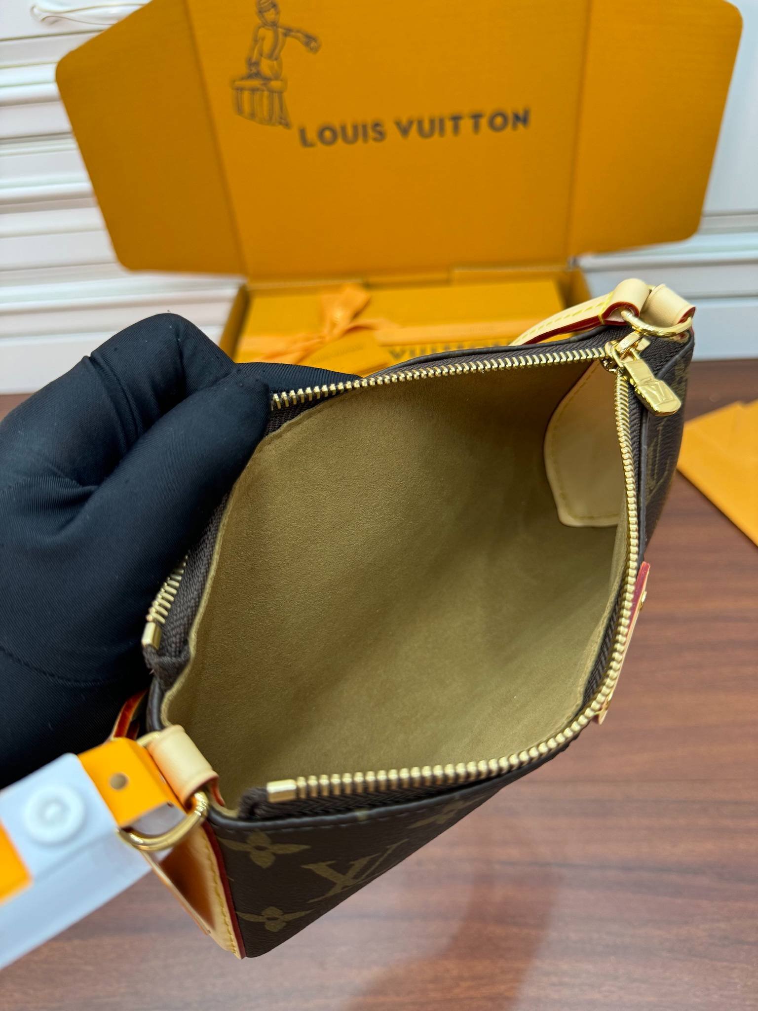 i1715743146_1094_2-1