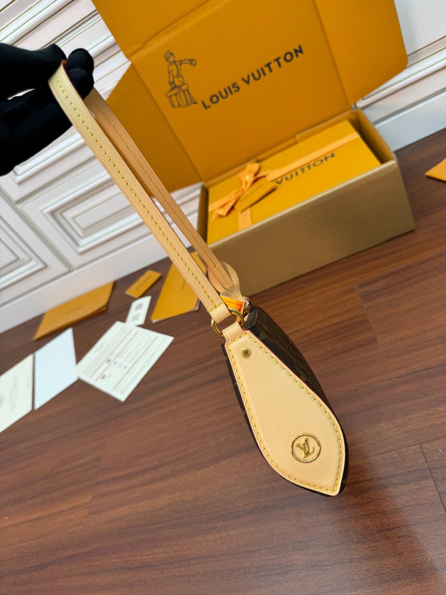 i1715743146_2153_8-1