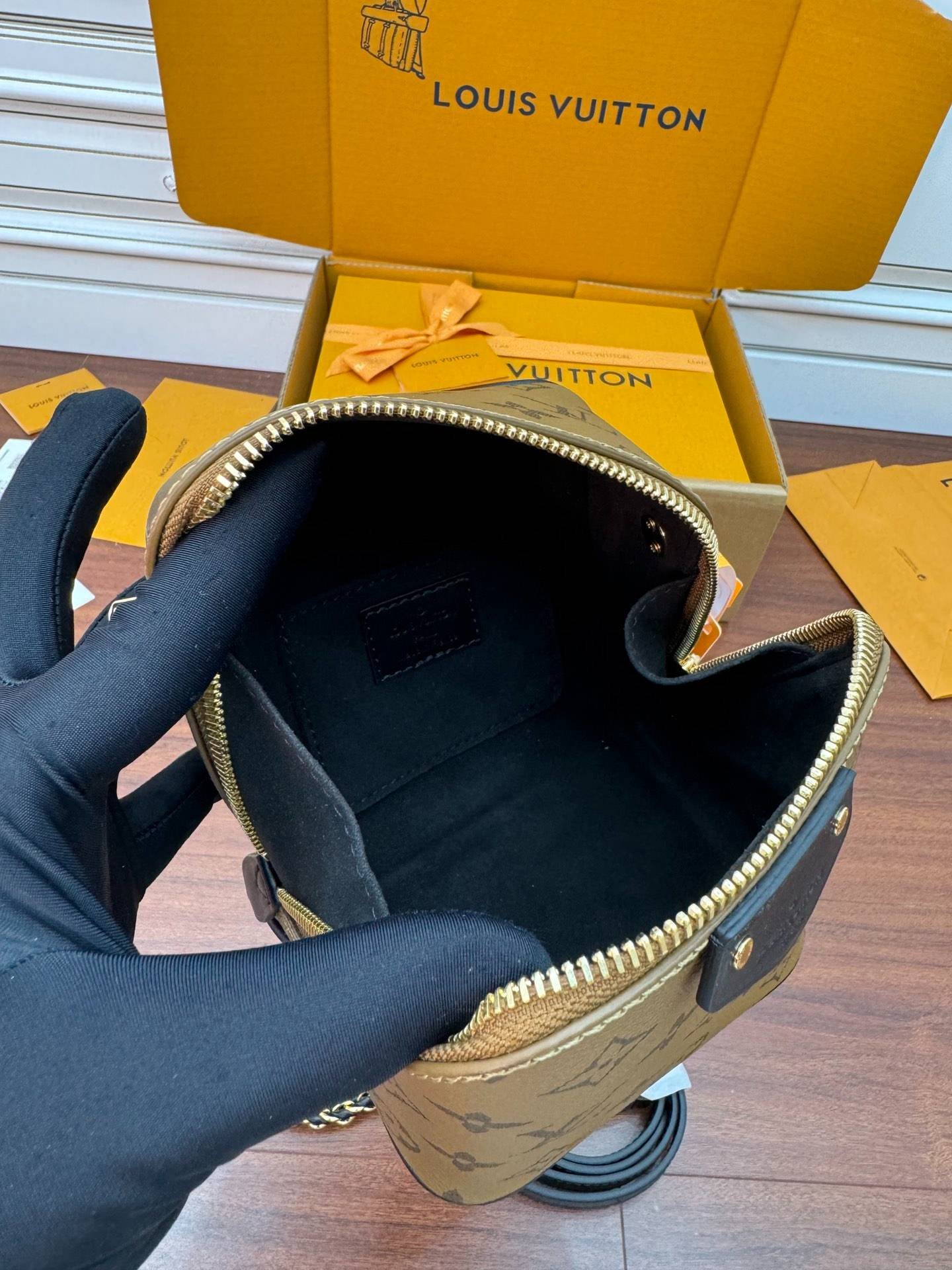 i1716357160_6647_4-1