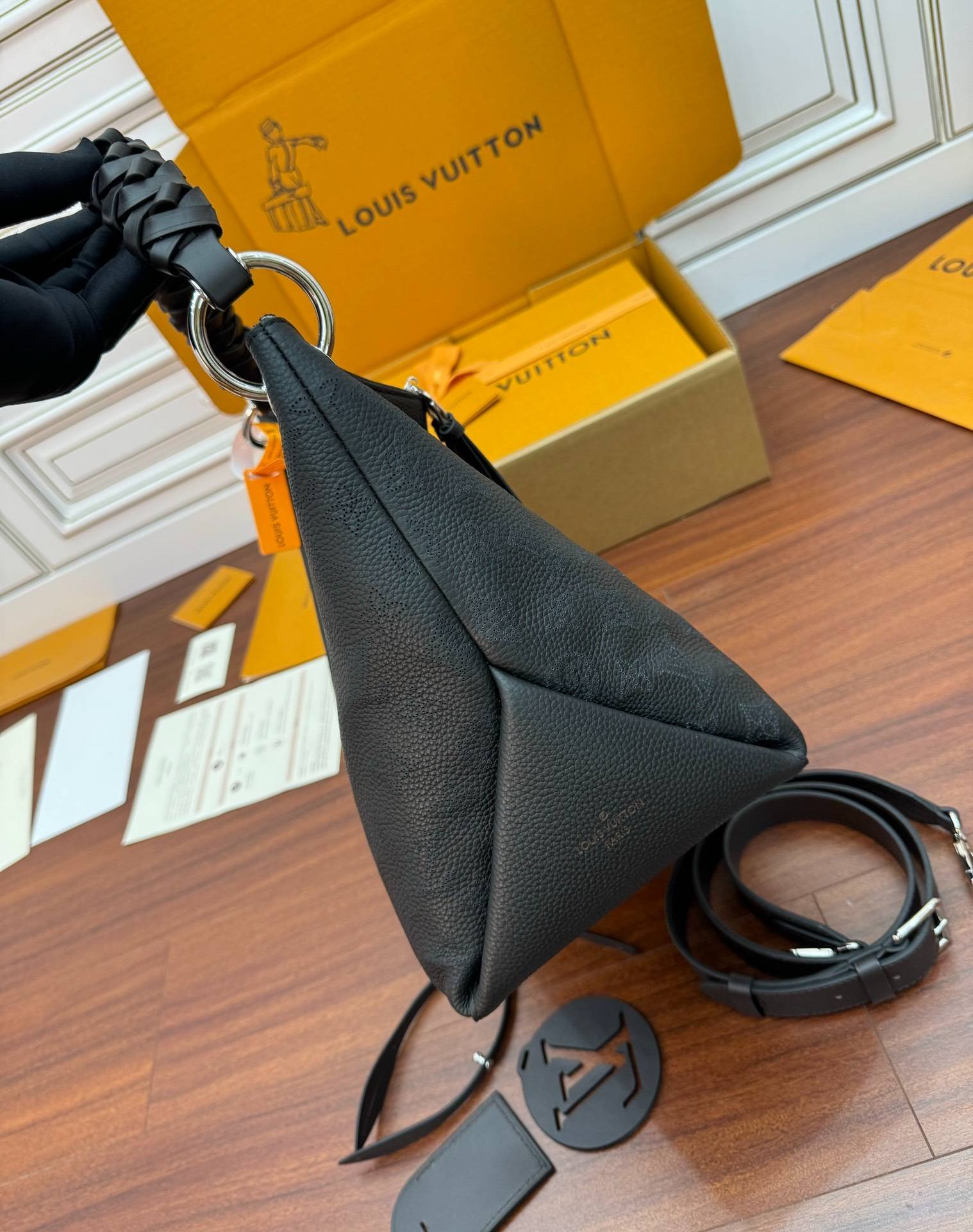 i1717126035_1506_2-1