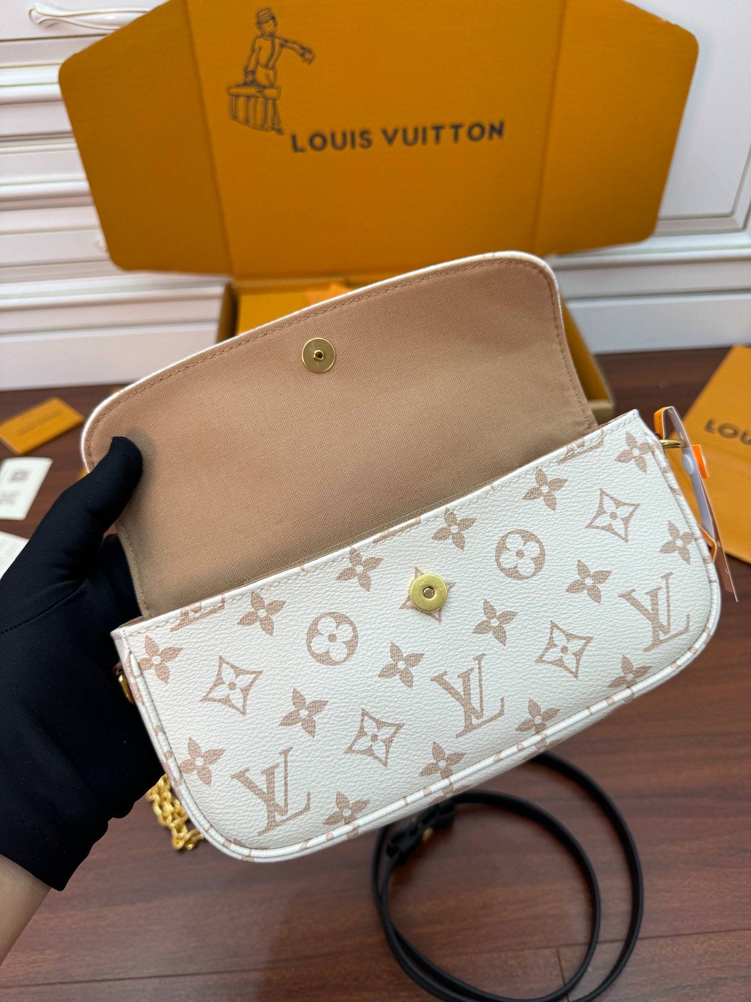 i1717128615_6221_8-1