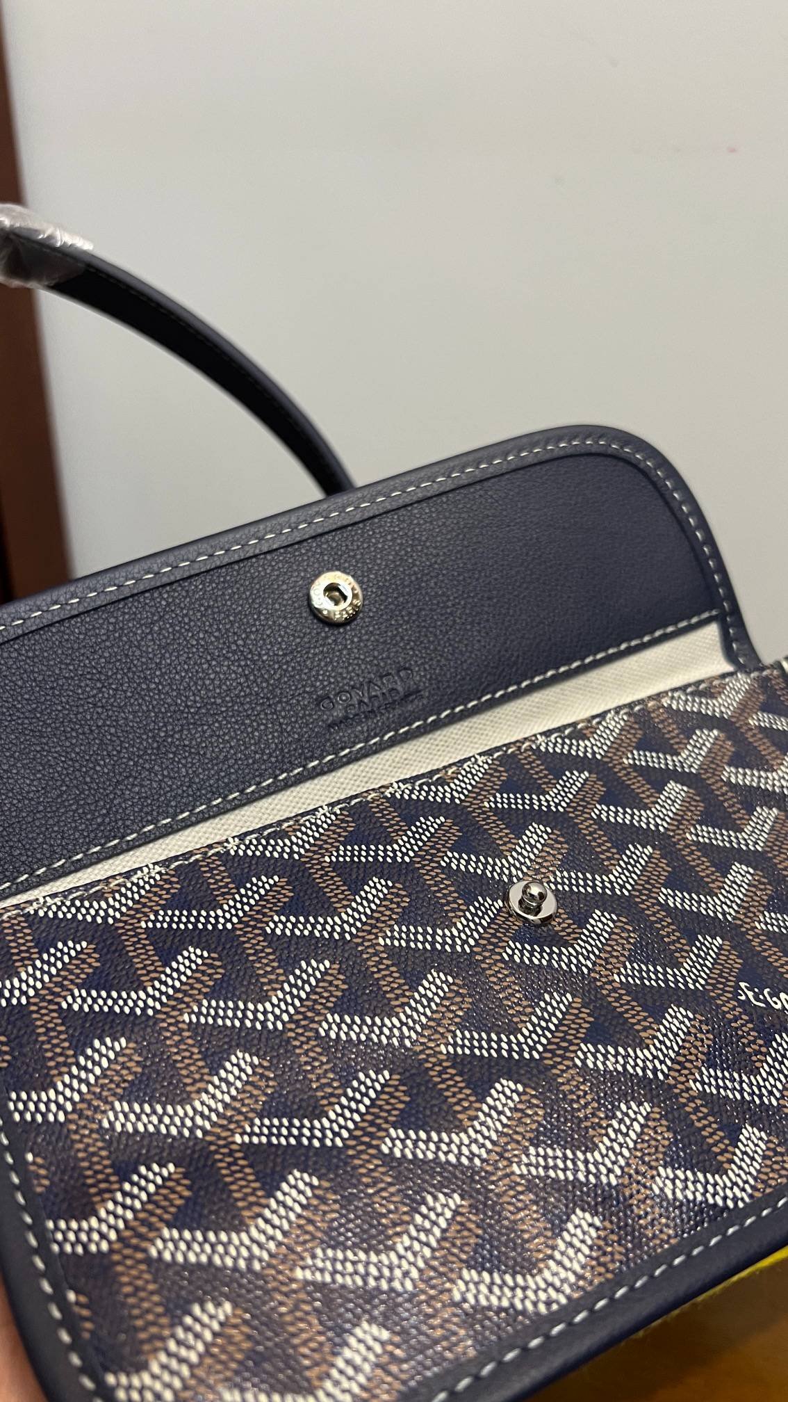 i1717387438_8027_0-1