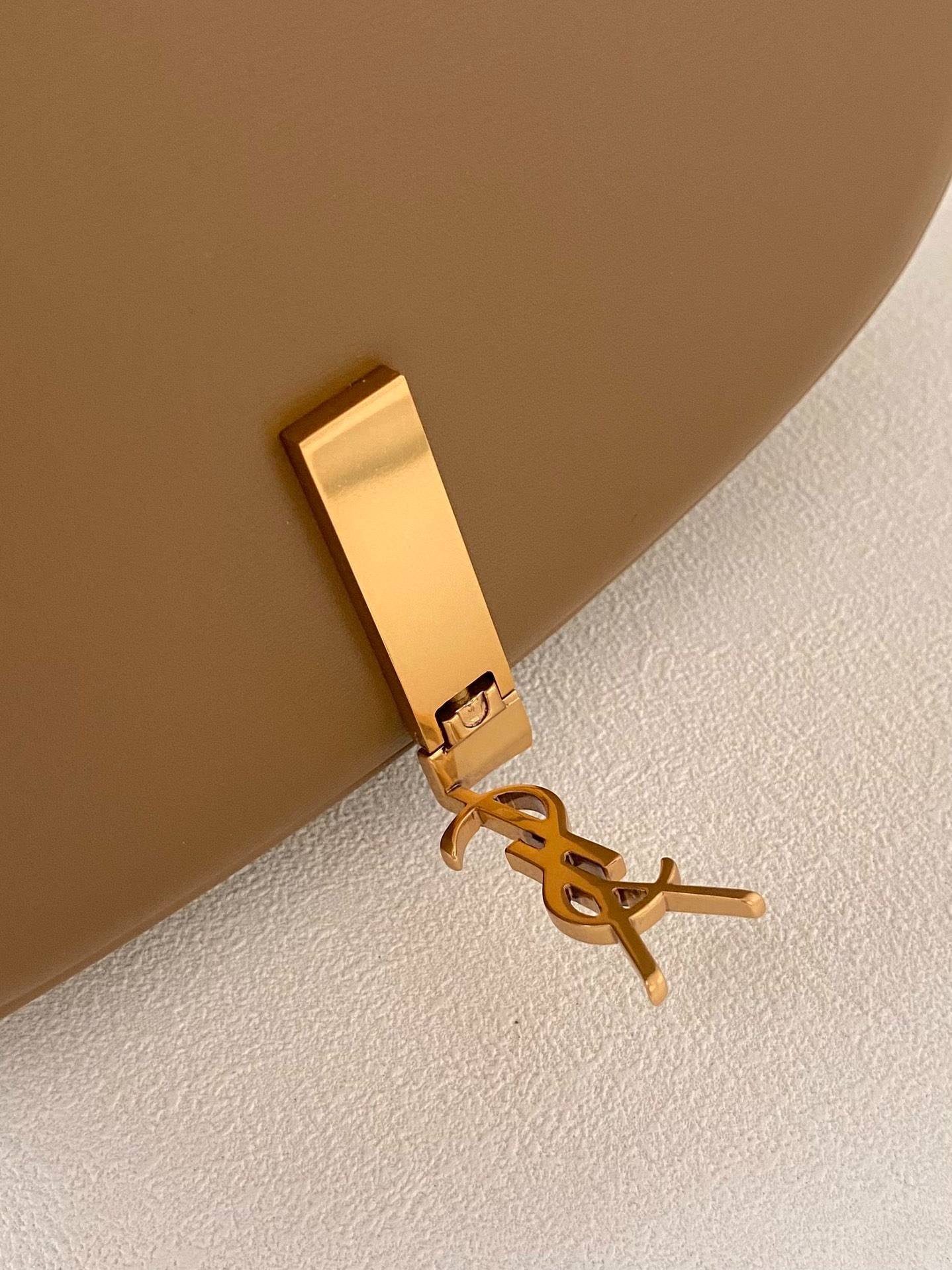 i1717822027_1698_2-1 i1717822027_1698_2-1