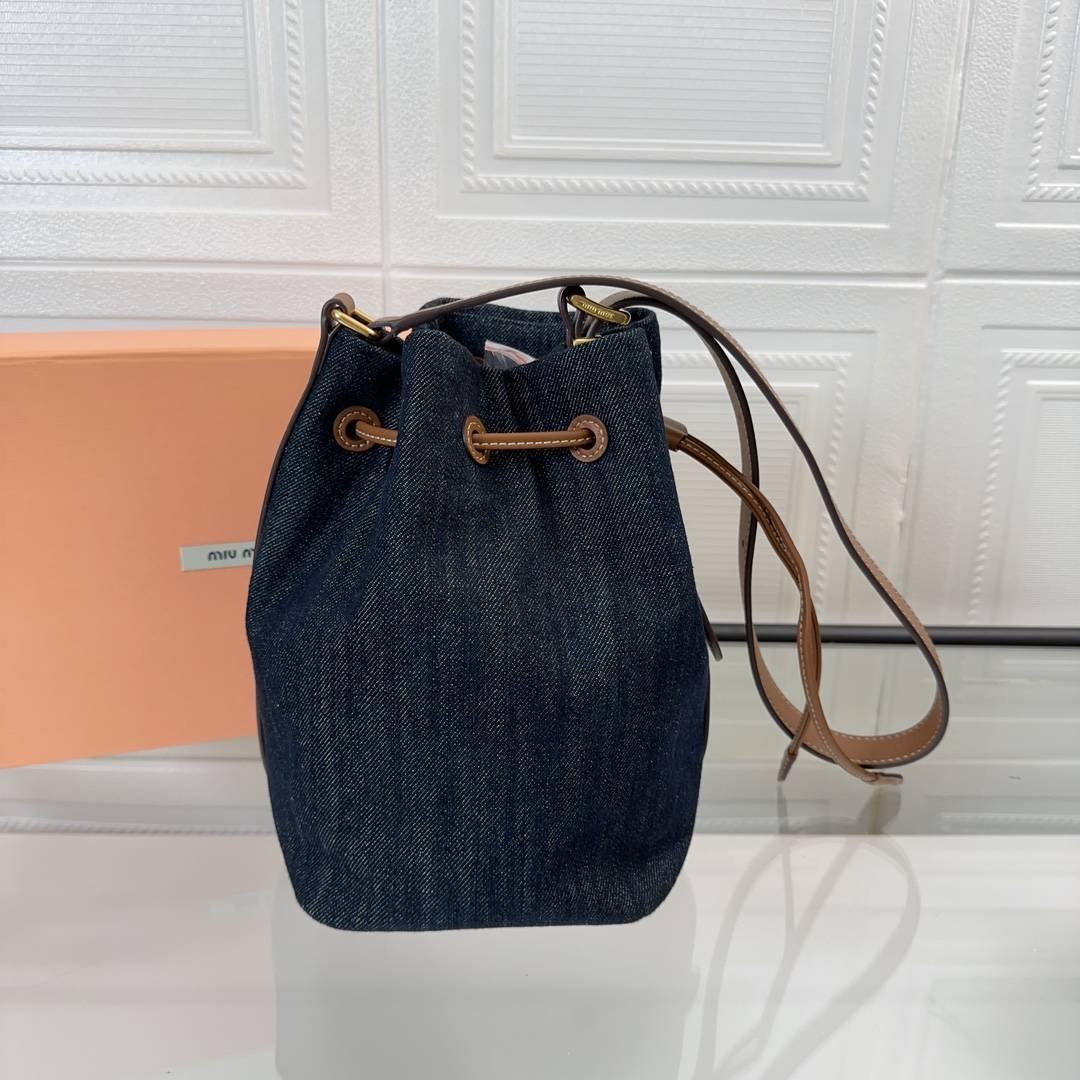 i1717946220_1570_1-1