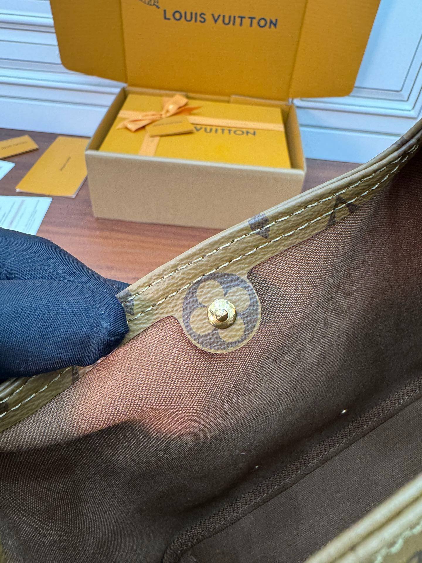 i1718105913_1736_1-1