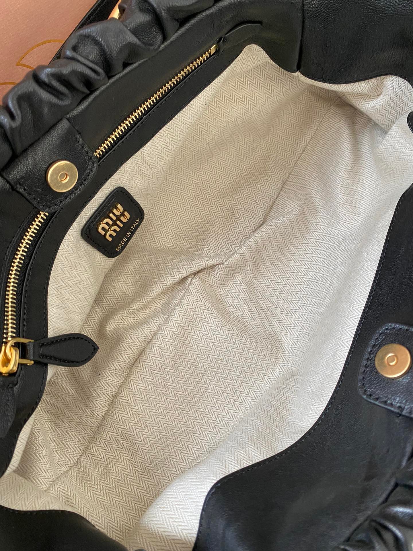 i1718644454_1366_3-1