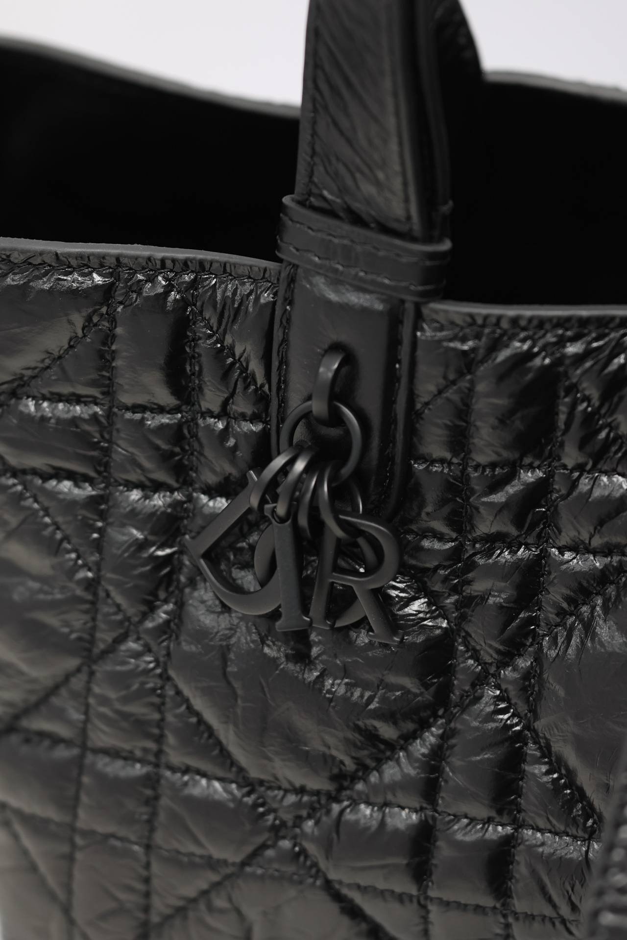 i1718939257_2455_5-1