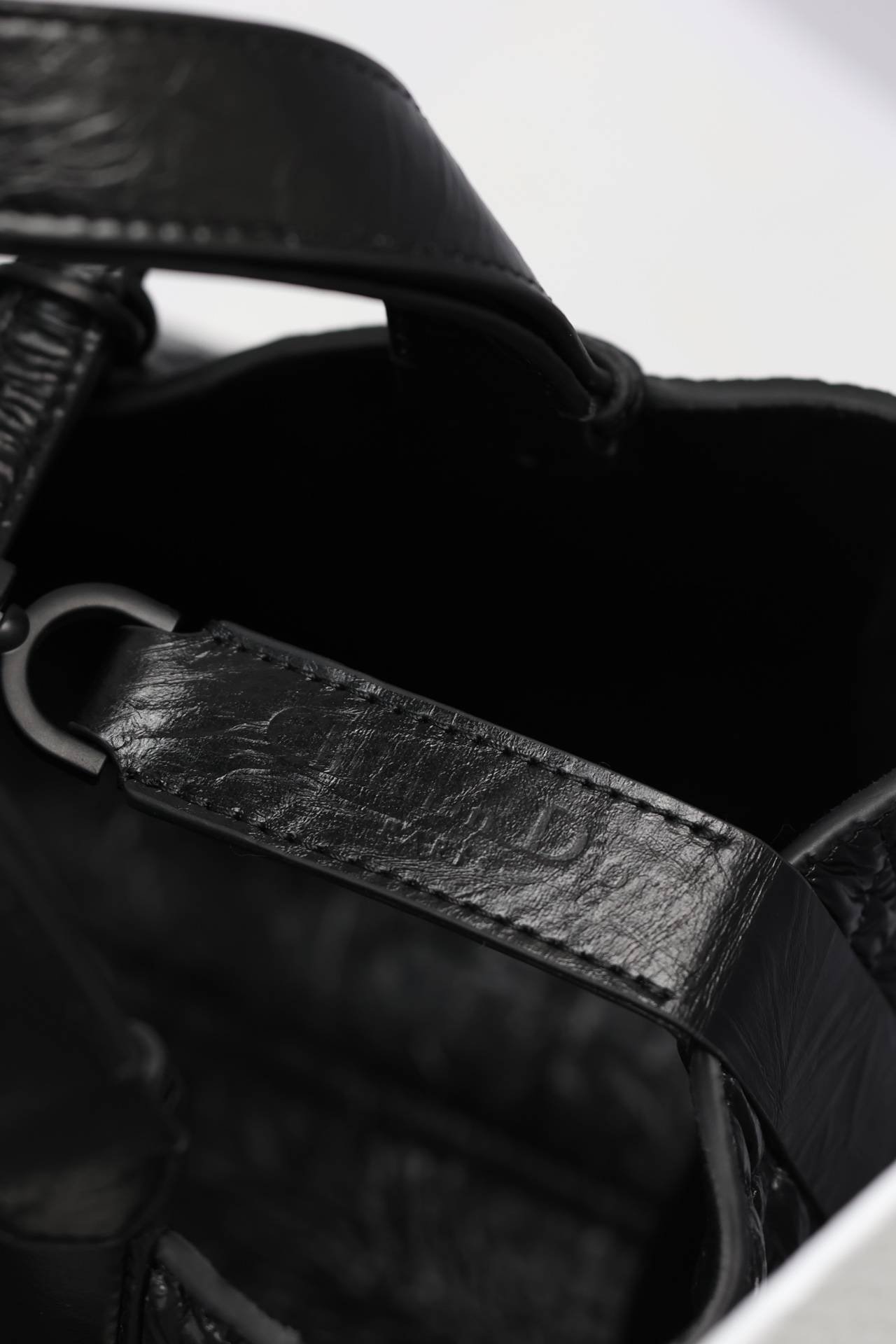 i1718939257_7020_4-1