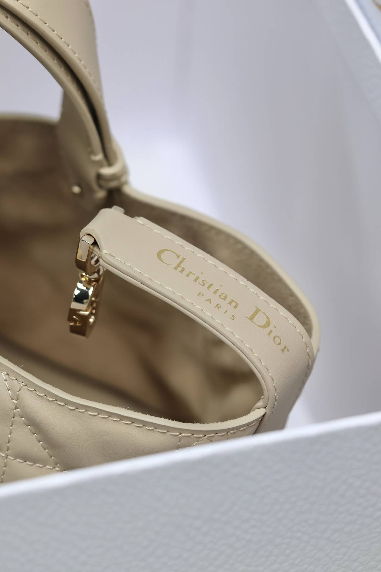 i1718939447_3111_4-1