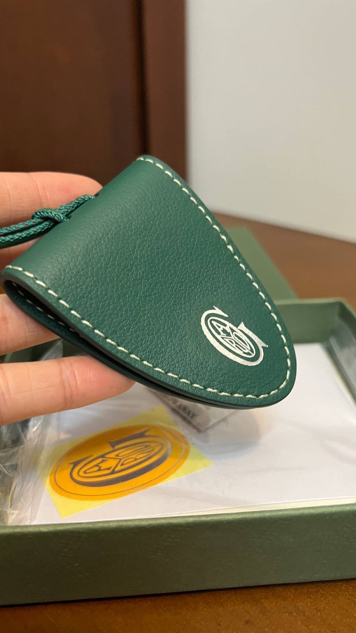 i1718947204_8572_3-1