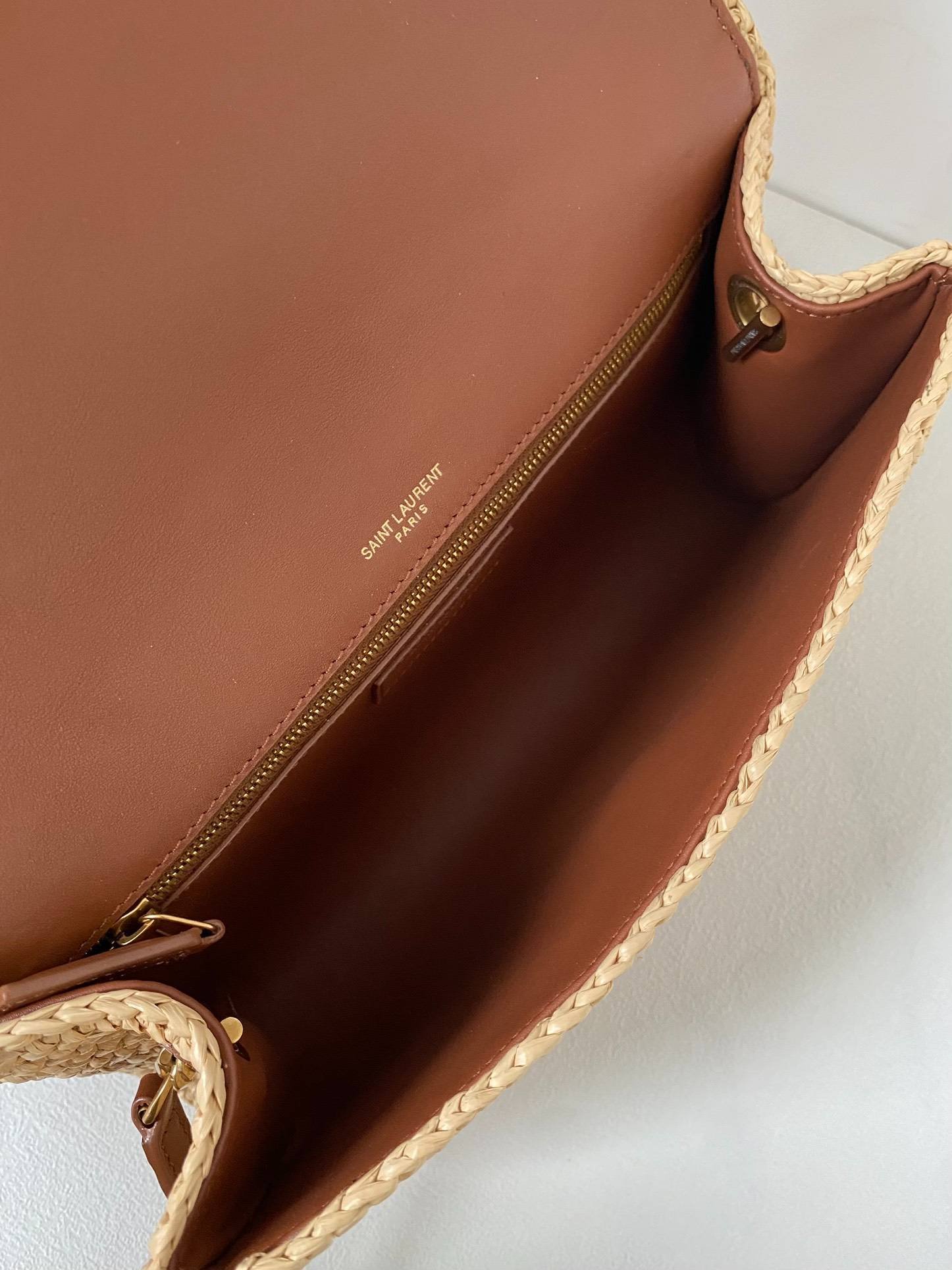 i1719421693_1295_0-2 i1719421693_1295_0-2