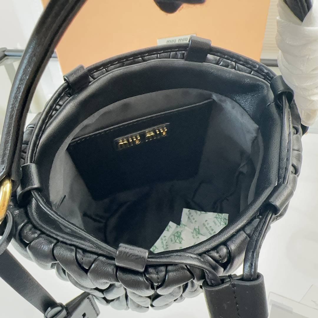 i1719900044_1322_7-1