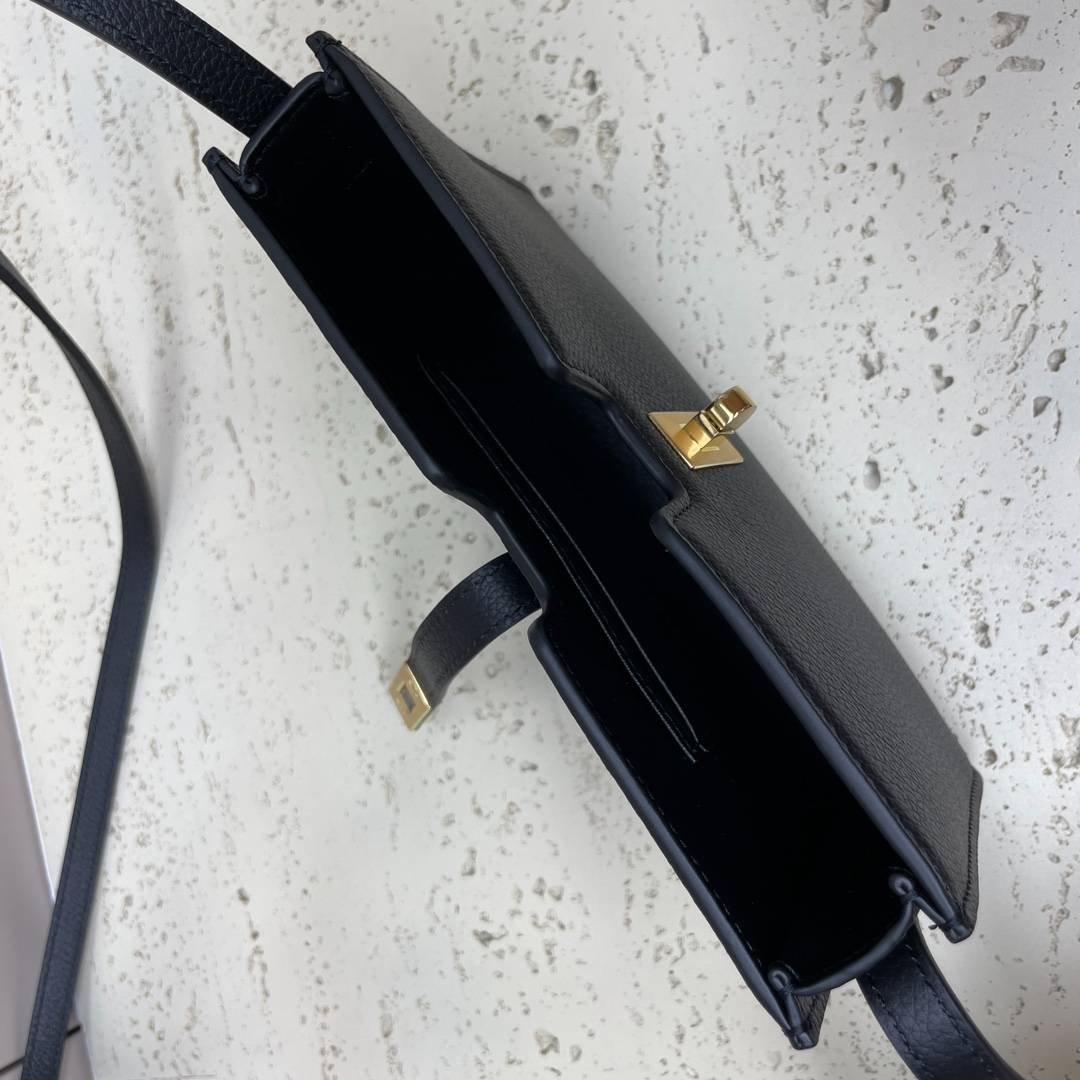 i1719946249_9349_7-1