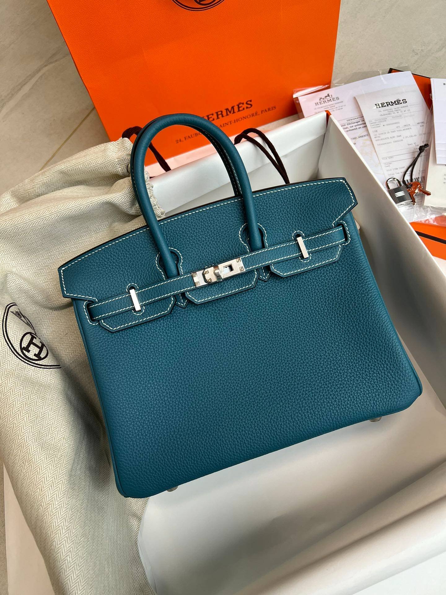 i1723187468_8100_2-1