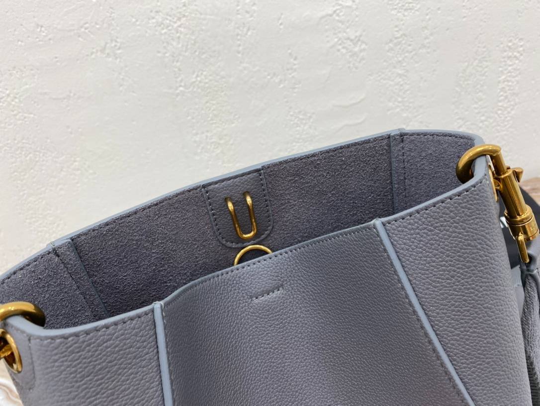 i1725732001_7494_4-1