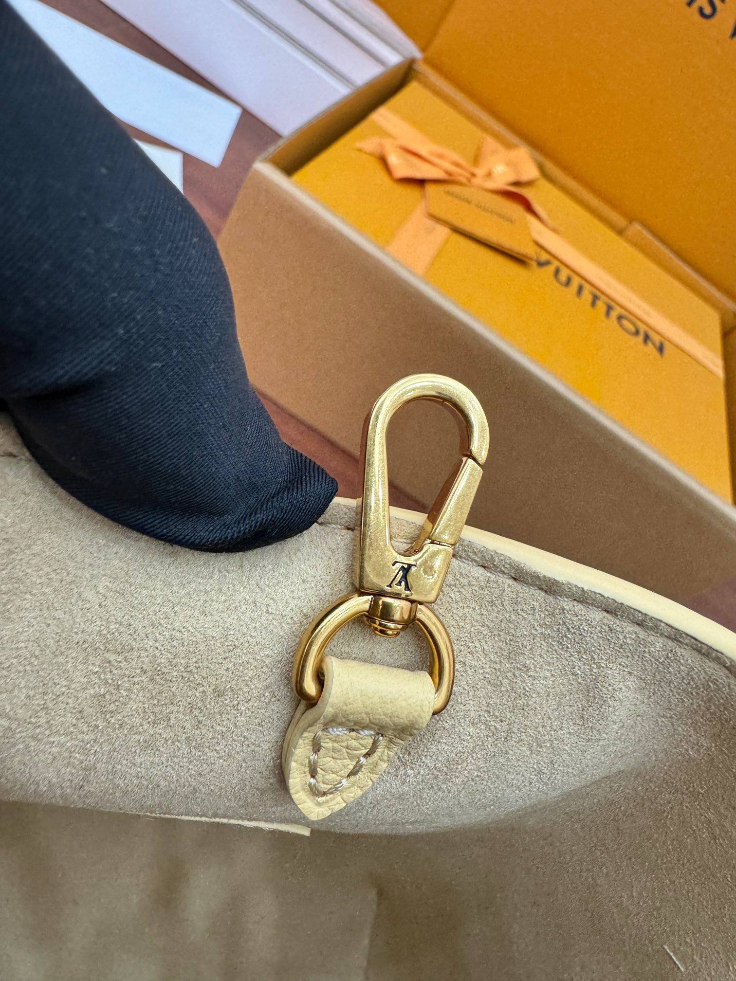 i1726742849_1575_4-1