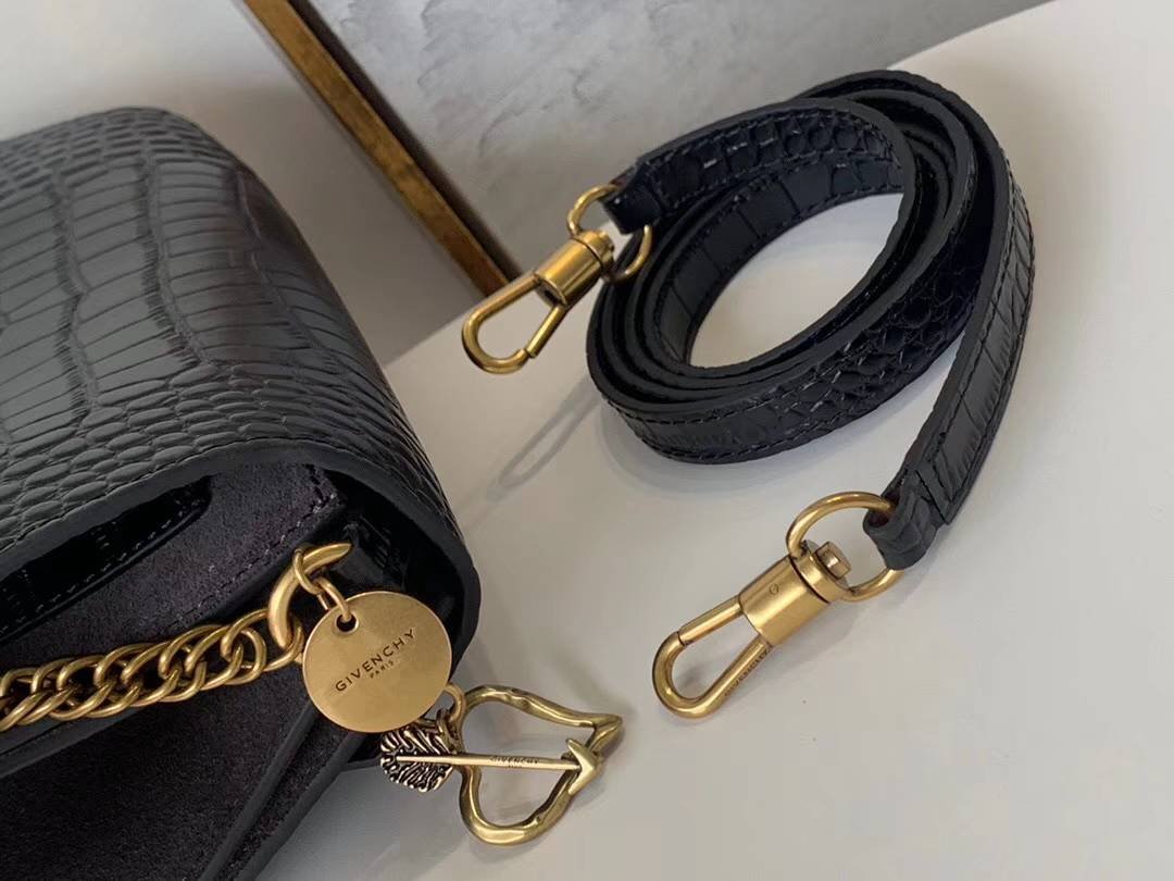 a1564448726012_7677-1