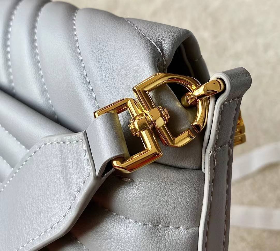 a1670474249108_5535-1