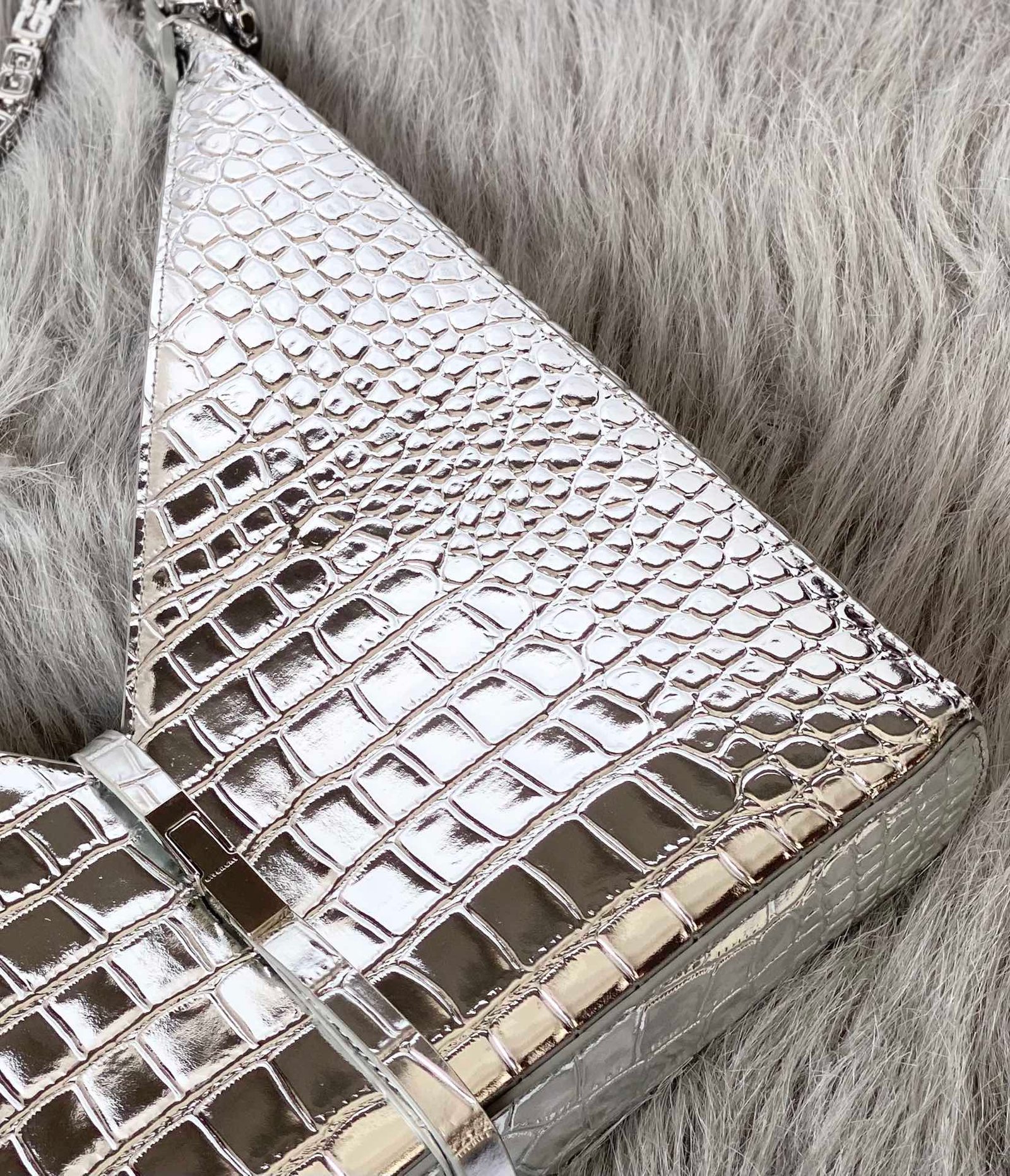 i1625984145_7854_4-1