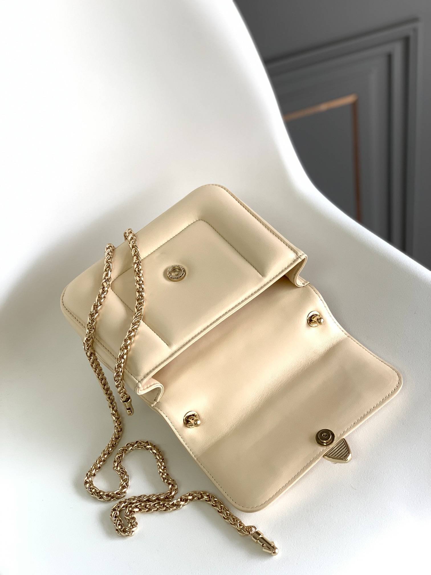 i1628874223_8514_6-1