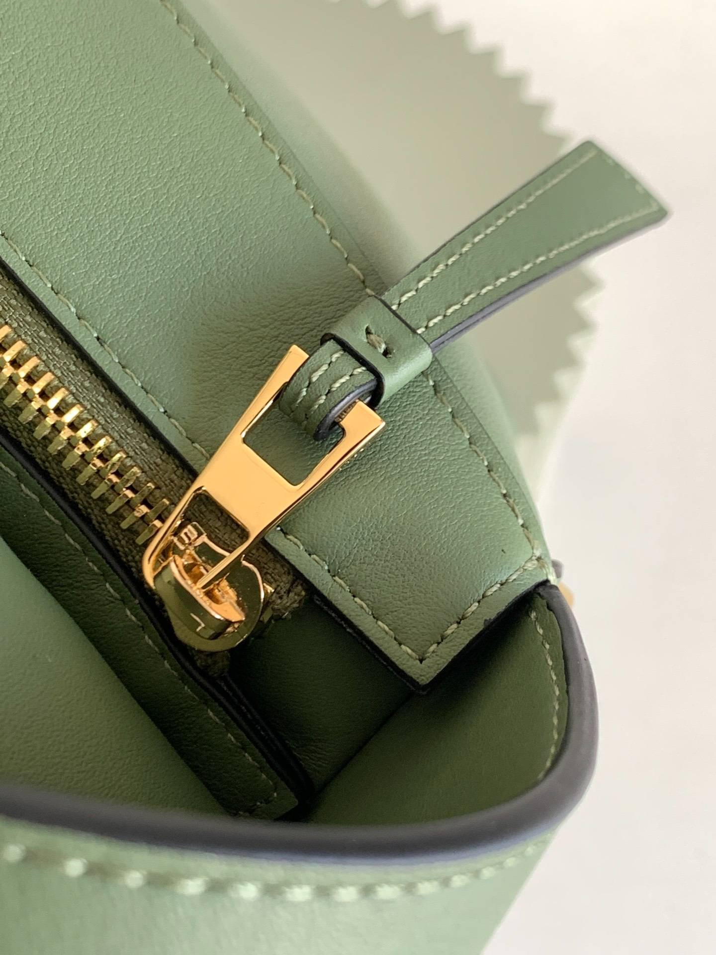 i1639290449_9377_6-1