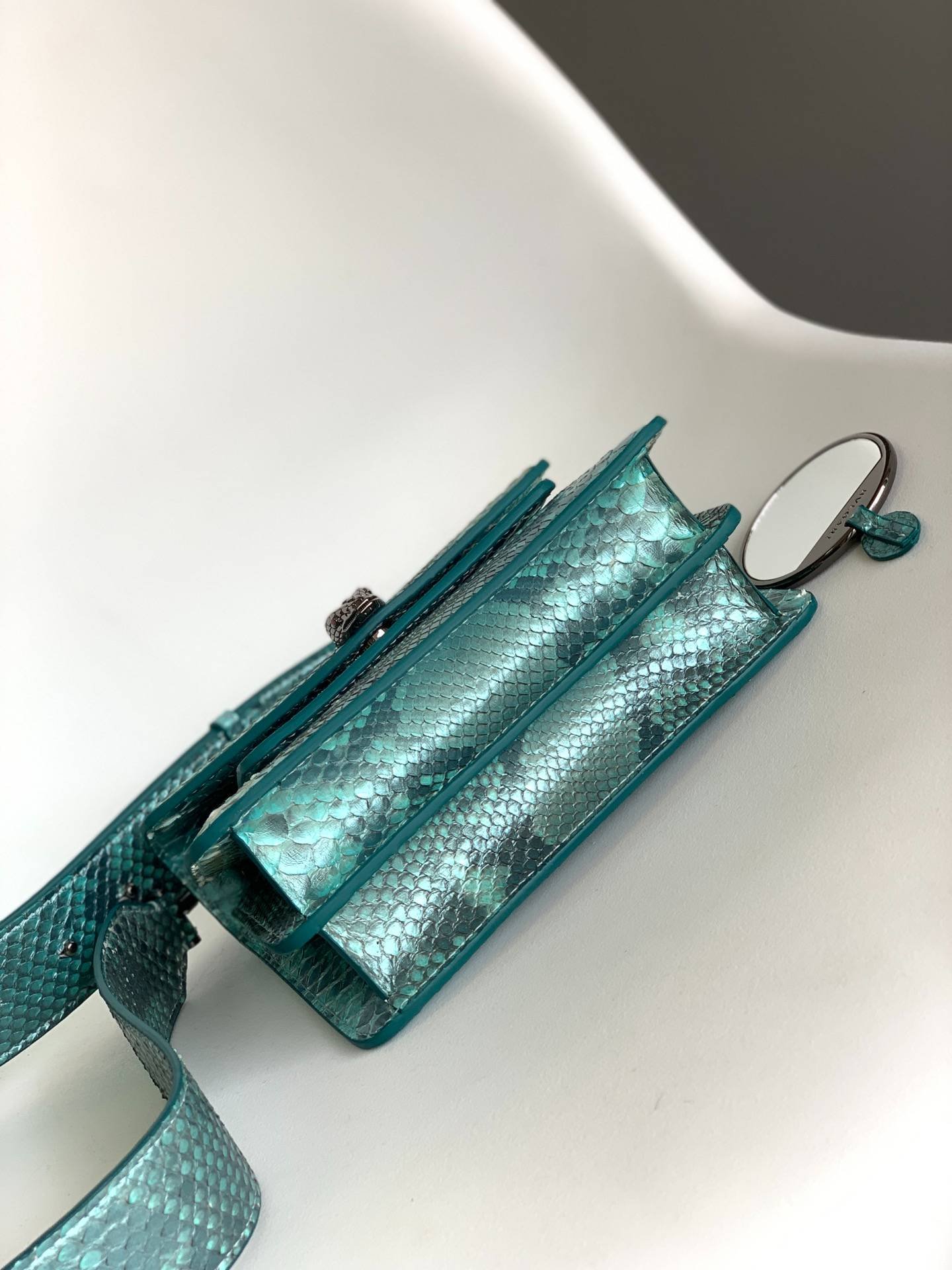 i1641016553_5352_4-1