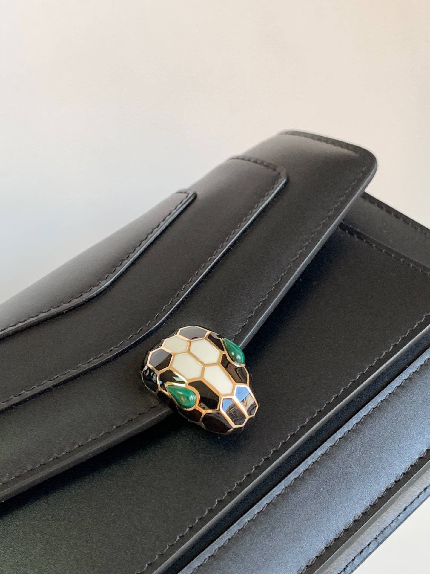 i1656143205_2064_4-1