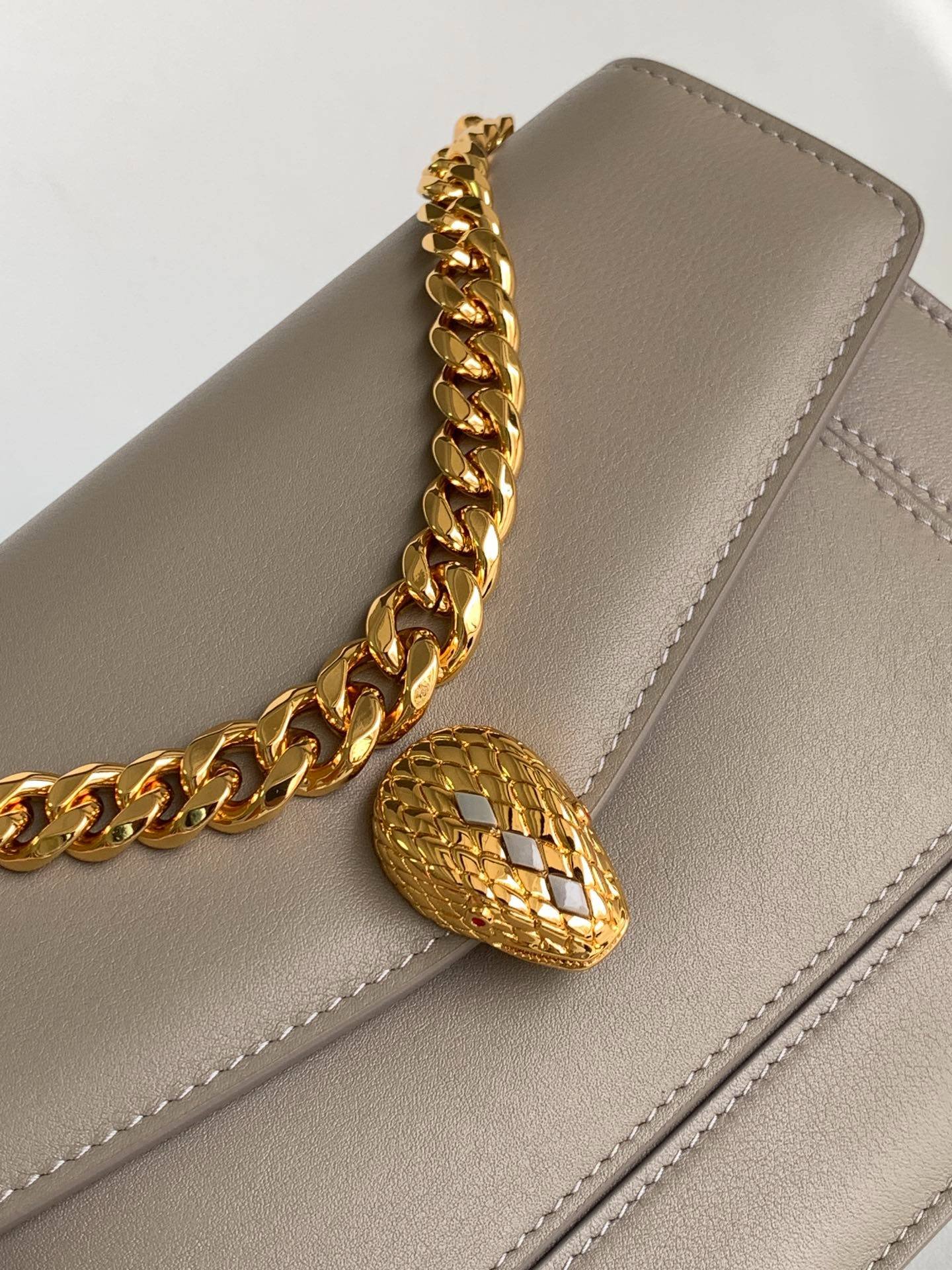 i1669185641_1000_4-1