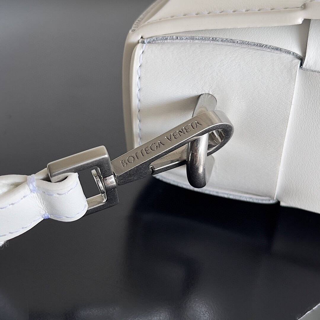 i1689319833_4000_2-1