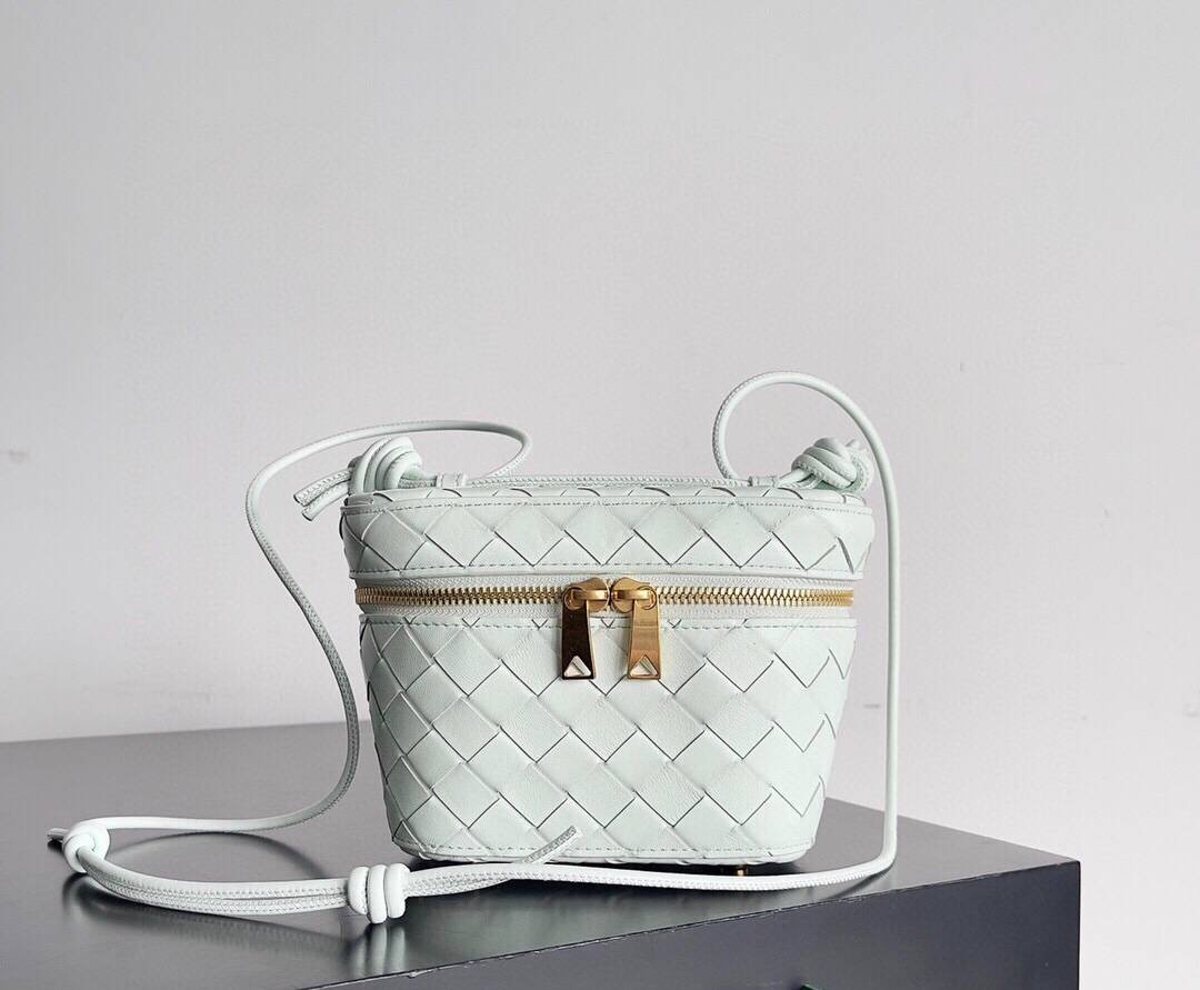 i1690005863_4934_0-2 i1690005863_4934_0-2