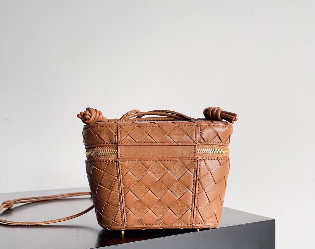 i1690006246_1338_4-2 i1690006246_1338_4-2