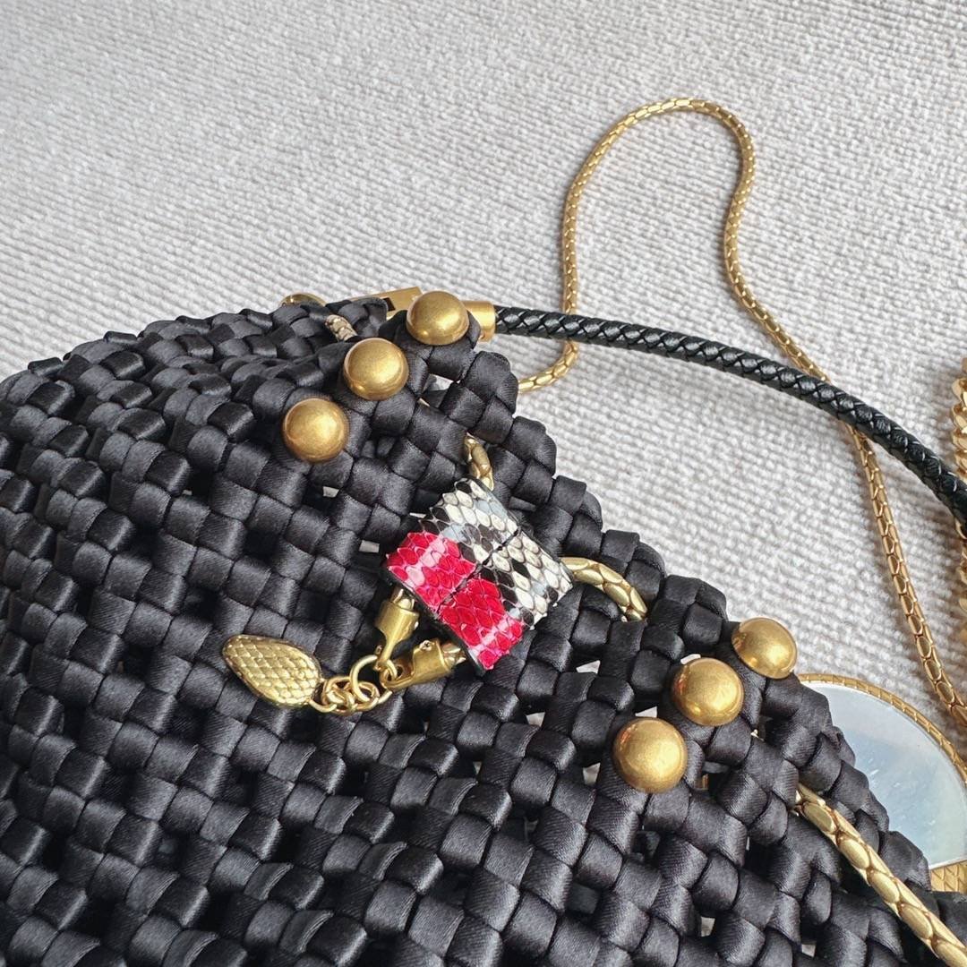 i1693638703_1921_4-1