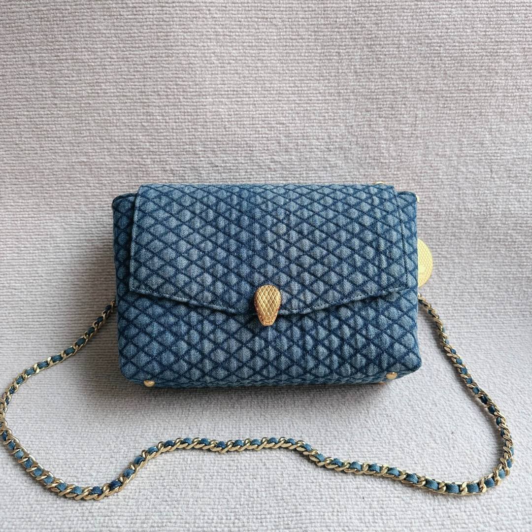 i1695377766_6523_0-1 i1695377766_6523_0-1